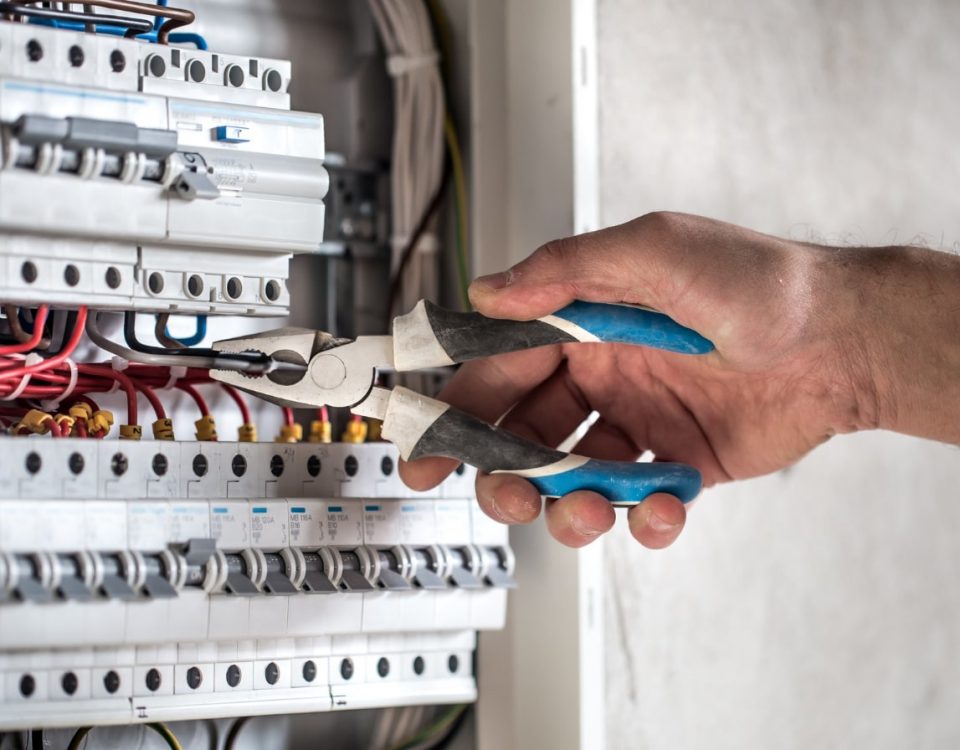 חיבור גנרטור ללוח ביתי