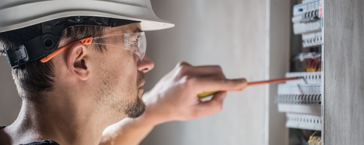 חיבור גנרטור חירום לבית פרטי