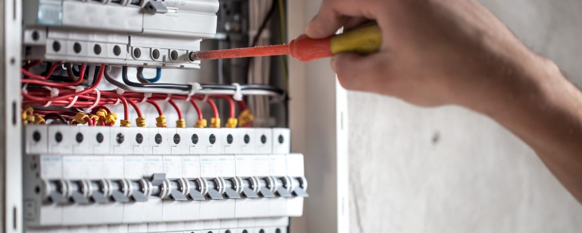 מערכת החלפה גנרטור חברת החשמל